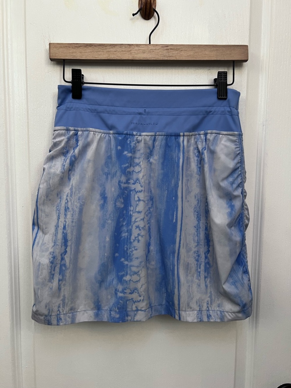 TravisMathew Blue Marble Print Ruched Golf Tennis Skort Women’s Small - Picture 8 of 12